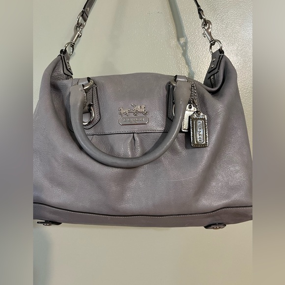 Coach Gray Leather VYG Y2K Shoulder Bag D0982-12949 - Picture 2 of 15